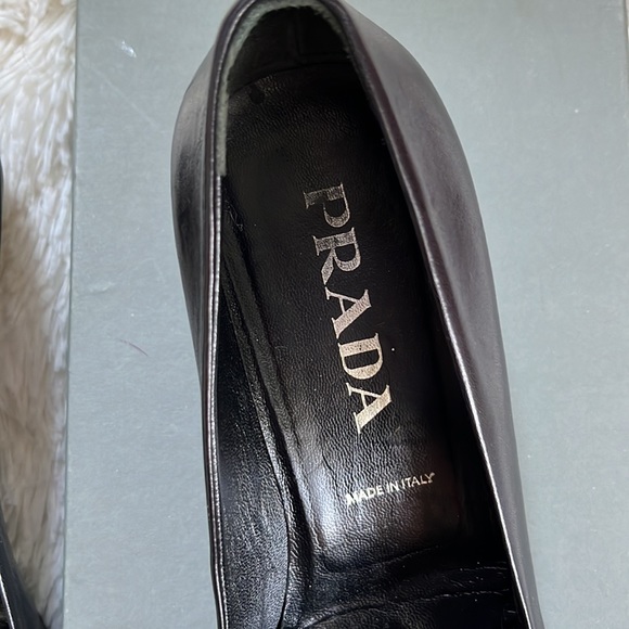 Prada blk leather kitten heels sz 7 - Picture 4 of 7